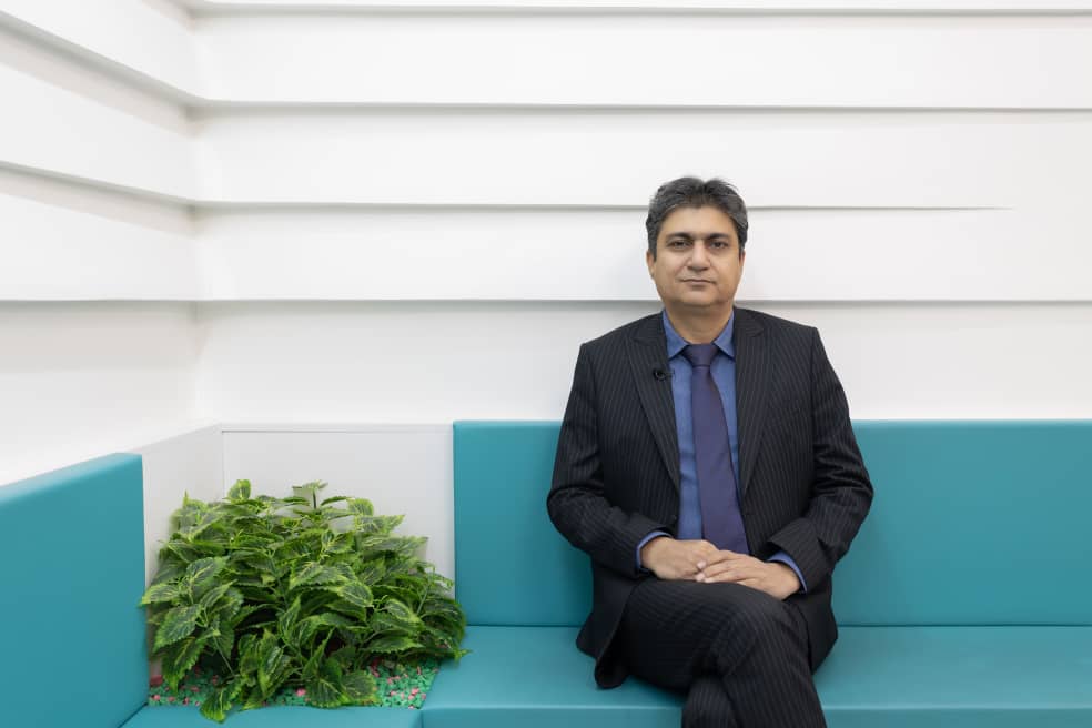 آدرس و شماره تلفن دکتر وحید معتمدی